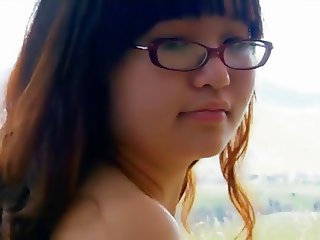 Hairy Nerdy Teen Gita naked in nature and show Ass!