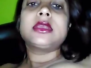 Malaysian indian fingering pussy says come on shake my boob
