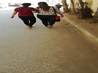 mom and dayghter - neswan sharamet