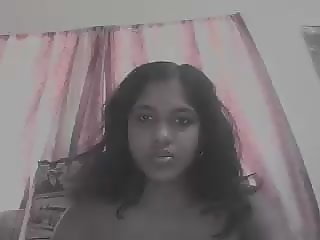 Desi girl show on webcam