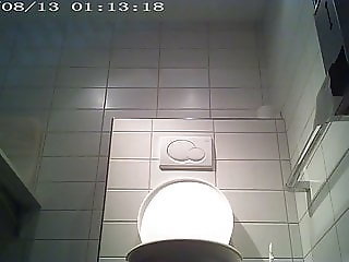 Toilet Spy Hot Girl 010