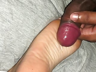 she asked for a massage on her feet  cum sole