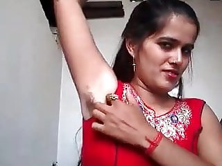 Dost ki bahan ne choot dikhaya